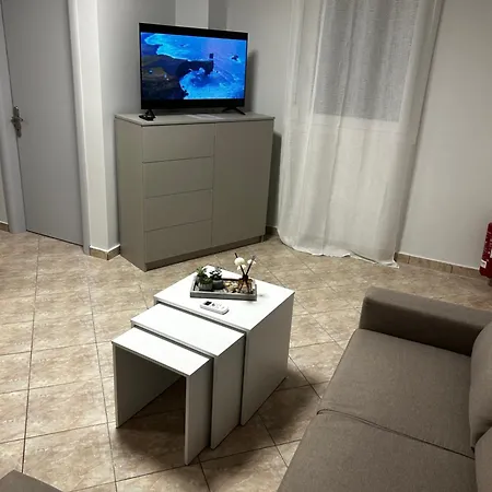 Apartment Yourperamos Nea Peramos (Macedonia)